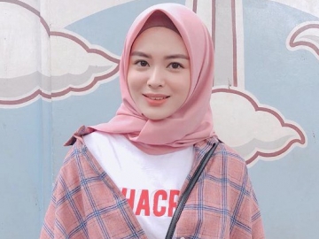 Tren Hijab Motif, 7 Gaya Mualaf Korea Ayana Moon Ini Bisa Dicontek