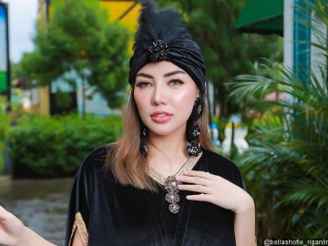Bella Shofie Geram Dikritik Soal Pakaiannya yang Masih Ketat: Baca Buat Netizen Indonesia!