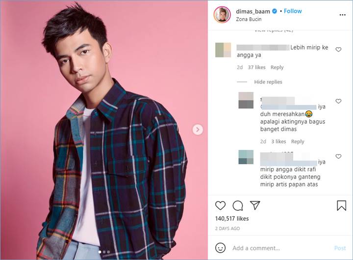 Dimas Ahmad mendadak disebut mirip dengan Angga Aldi Yunanda oleh warganet di hasil pemotretan barunya yang ia bagikan melalui akun Instagram pribadinya
