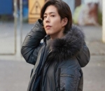Penampilan Park Bo Gum dengan Rambut yang Mulai Panjang