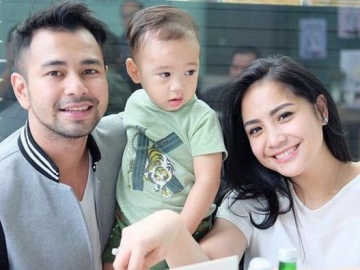Ibu dan Adik Nagita Slavina Follow Akun Sosmed Raffi Ahmad Lagi, Netizen: Keluarga Settingan