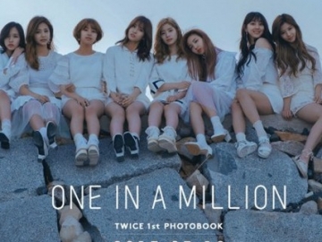 Berjudul 'One In A Million', Twice Rilis Photobook Perdana