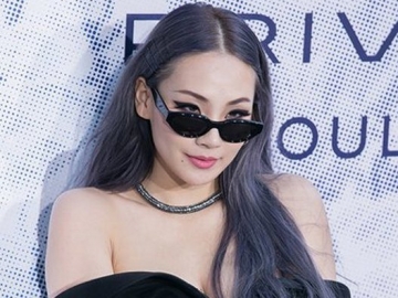 Sebelum Manggung di Jepang, CL Kembali Posting Foto Panas di Instagram