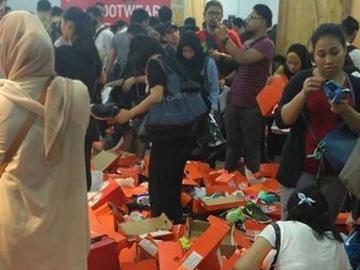 Ricuh dan Penuh Sesak, Foto Bazar Nike di Mal Grand Indonesia Viral di Medsos