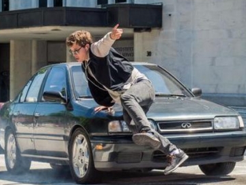 Dibumbui Romantisme dan Musikal, Film Kriminal 'Baby Driver' Jadi Tontonan Segar Tahun Ini