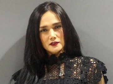 Mulan Jameela Pamer Bodi Bak Gitar Spanyol, Netizen: Editan Banget