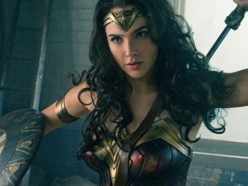 Terdaftar Dalam 20 Film Terlaris Sepanjang Masa, Berapa Pendapatan 'Wonder Women'?