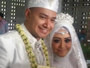 Husein Alatas dan Annisa Nabilah Resmi Menikah, Baru Bisa Bulan Madu 2018