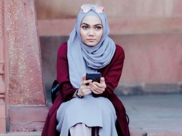 Rina Nose Singgung Soal 'Teman yang Tulus' Usai Lepas Hijab, Siapa?