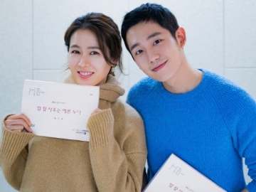 Makan Bareng, Jung Hae In Tatap Hangat Son Ye Jin di Teaser Baru 'Pretty Noona Who Buys Me Food'