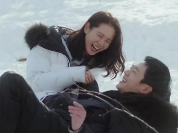 Jung Hae In & Son Ye Jin Ungkap Adegan Ciuman Favorit di 'Pretty Noona', Penasaran?