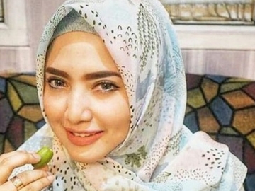 Dikabarkan Sudah Cerai dari Opick, Yulia Mochamad Isyaratkan Ada Drama?