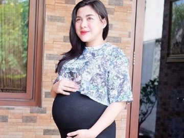 Vicky Shu Cari Baby Sitter, Salah Satu Syaratnya Bikin 'Mupeng'