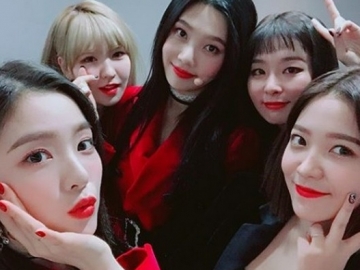Lama Ditunggu, Desain Light Stick Resmi Red Velvet Akhirnya Terungkap