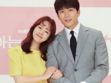 Jadi Suami Istri, Han Ji Min Bahas Chemistry dan Kesan Syuting ‘Wife I Know’ Bersama Ji Sung