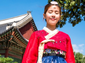  8 Rahasia Kulit Awet Muda A la Wanita Korea