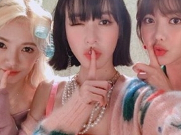 Unggah Foto Syuting Bareng, Hyoyeon dan Sooyoung Akan Muncul dalam MV Terbaru Tiffany 