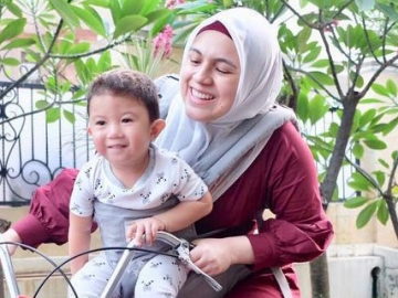 Kocak, Begini Perubahan Nycta Gina Usai Dapat 'Totok Wajah' Gratis dari Sang Anak