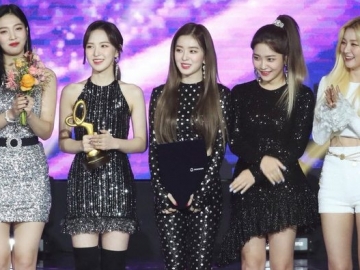 Red Velvet Sumringah Menang Penghargaan di Korean Popular Culture & Arts Awards 2018, Fans Bangga