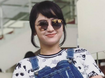 Dewi Persik Resmi Laporkan Sang Keponakan Ke Polda Metro Jaya, Netter Pro Kontra