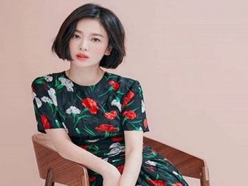 Tampil Bersinar di Pemotretan Terbaru, Song Hye Kyo Disebut Dewi Musim Semi