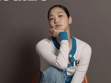 Diejek Kurang Cantik, Senyum Manis Kim Go Eun di Majalah Justru Bikin Netter Meleleh