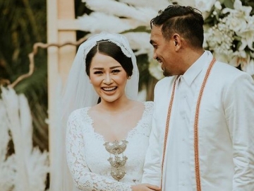 Mutia Ayu Istri Glenn Fredly Akhirnya Unggah Perdana Foto Pernikahan, Paras Geulis Disorot
