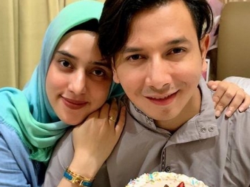  Ucapan Romantis Fairuz A. Rafiq Rayakan Ulang Tahun Suami