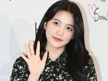 Yeri Red Velvet Beri Kode Soal Lagu Terbaru, Fans Sambut Gembira