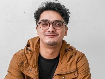 Ricky Harun 'Ejek' Herfiza Penjual Kurma Saat Umrah, Kok Malah Bikin Baper Maksimal?