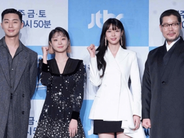 Park Seo Joon Cs Asyik Pantau Kemampuan Akting Sampai Hafalan Naskah di Balik Layar 'Itaewon Class'