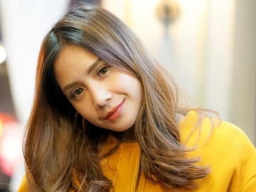 No Kaleng-kaleng, Nagita Slavina Didapuk Jadi Model Sampul Majalah Populer