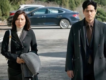 Kim Hee Ae Jauhi Park Hae Joon dan Han So Hee di Episode Terbaru 'The World of the Married'