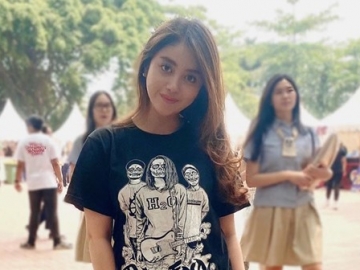 Nabilah Eks JKT48 Anggun Pakai Baju Transparan Bikin Geleng-Geleng