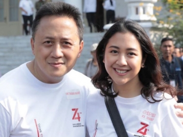 Sherina Unggah Foto Lawas dengan Triawan Munaf, Sang Ayah Justru Disebut Mirip Jackie Chan
