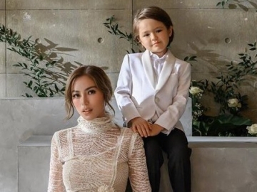 Jessica Iskandar Beri Ucapan Selamat Ultah untuk Sang Putra, El Barack Balas: Always Be Happy Mama