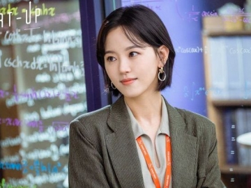 Tampilkan Imej Kontras dengan Won In Jae di 'Start-Up', Kang Ha Na Ceria di Iklan Yeoshin Ticket