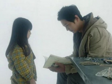 Adegan Melo Karakternya Bersama Sang Putri di 'Space Sweepers' Dikritik, Begini Tanggapan Song Joong