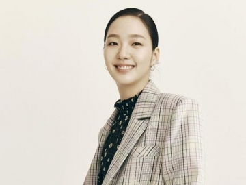 Rilis Poster Manis, Drama Kim Go Eun 'Yumi's Cells' Akhirnya Beber Tanggal Penayangan