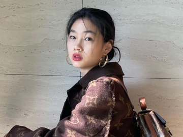 Jung Ho Yeon Pamerkan Sederet Foto Baru, Aktris Cantik Ini Khawatir: Seperti Hanya Tinggal Tulang