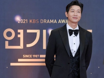Tak Diprediksi Sebelumnya, Ji Hyun Woo Sukses Raih Daesang di KBS Drama Awards 2021