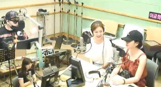 Yeri, Seulgi dan Wendy di Acara Radio Terbaru